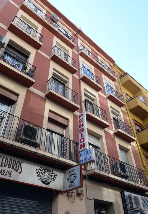 Hostales en Zaragoza